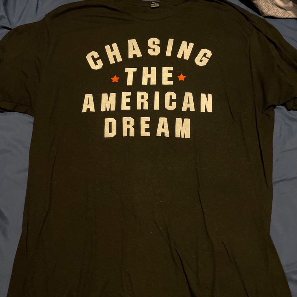 GCode Nutrition chasing the American dream tee. Size x large.